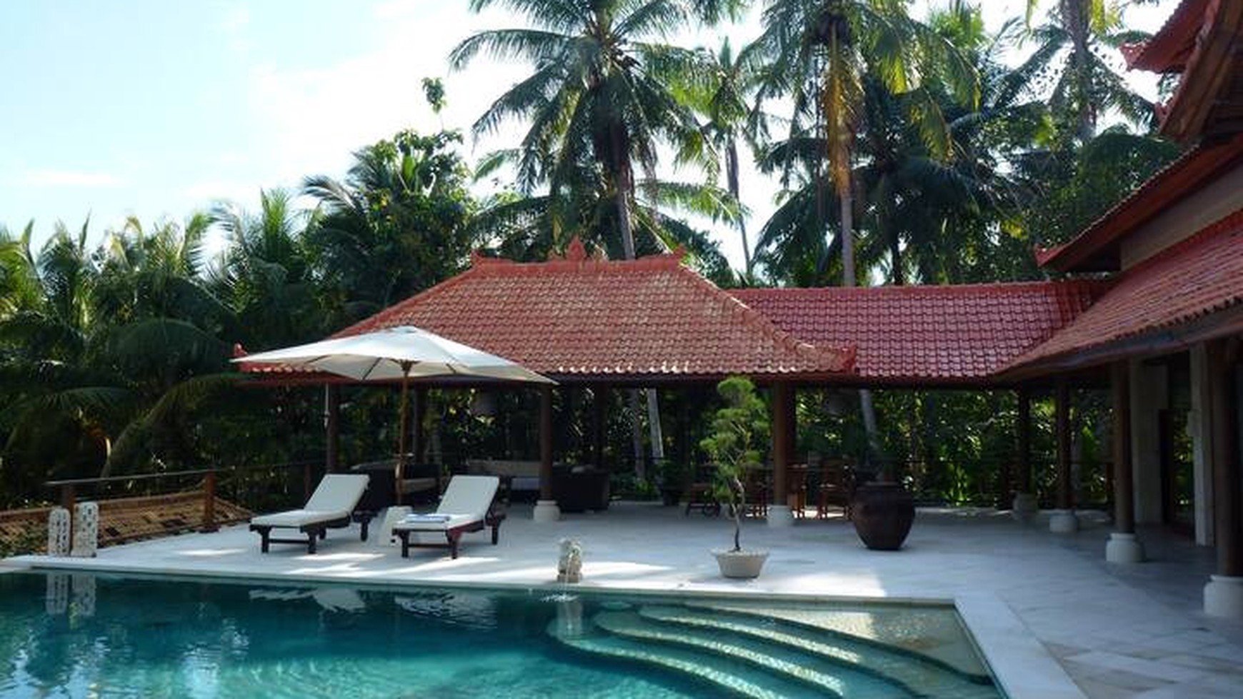 Leasehold - A Tranquil 4-Bedroom Sanctuary with Stunning Sunset Views in Balian Beach, Bali