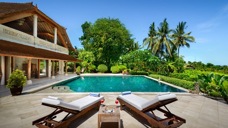 Leasehold - A Tranquil 4-Bedroom Sanctuary with Stunning Sunset Views in Balian Beach, Bali