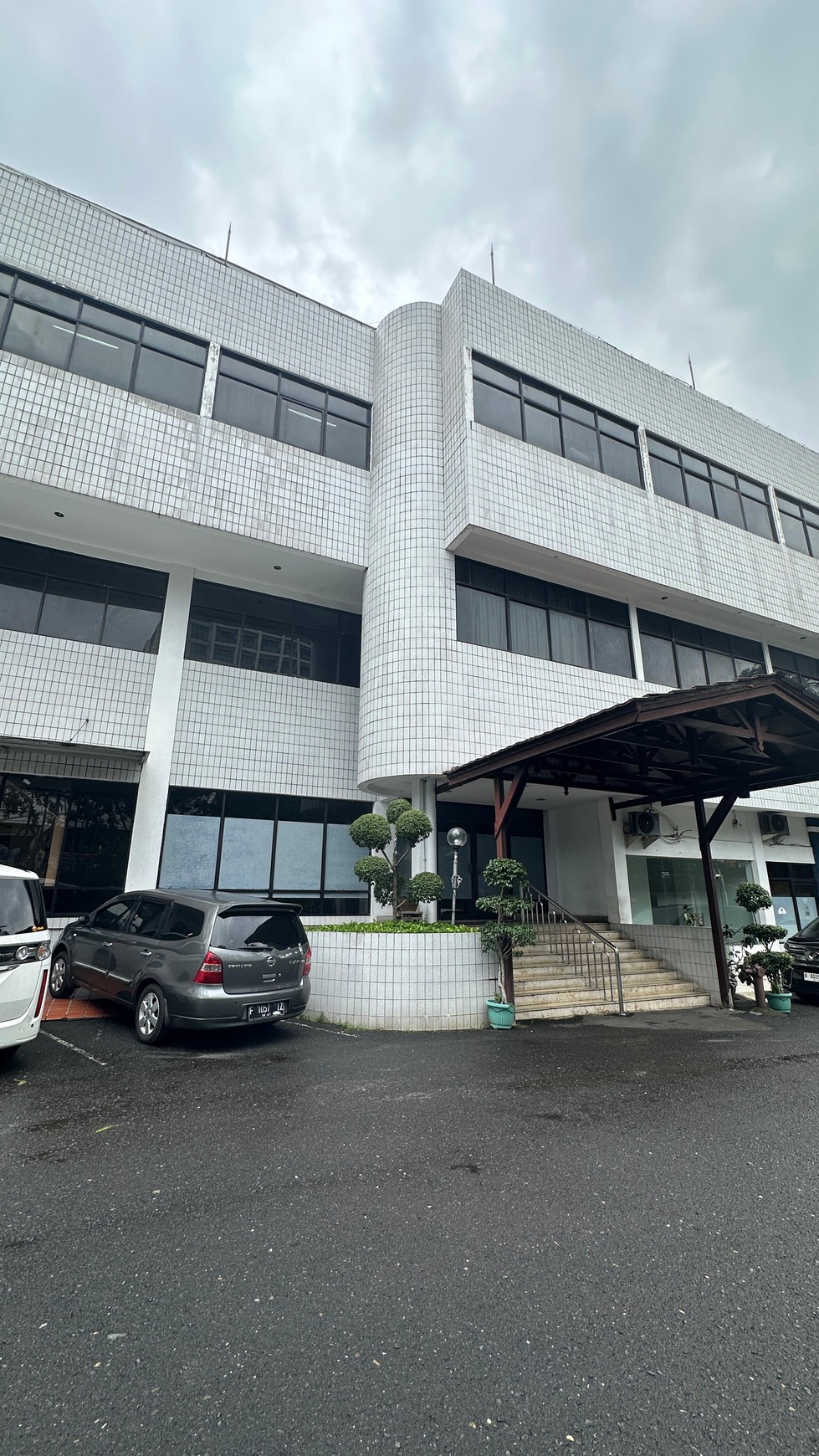 DISEWA Office Space Jl Mampang Prapatan-Jakarta Selatan