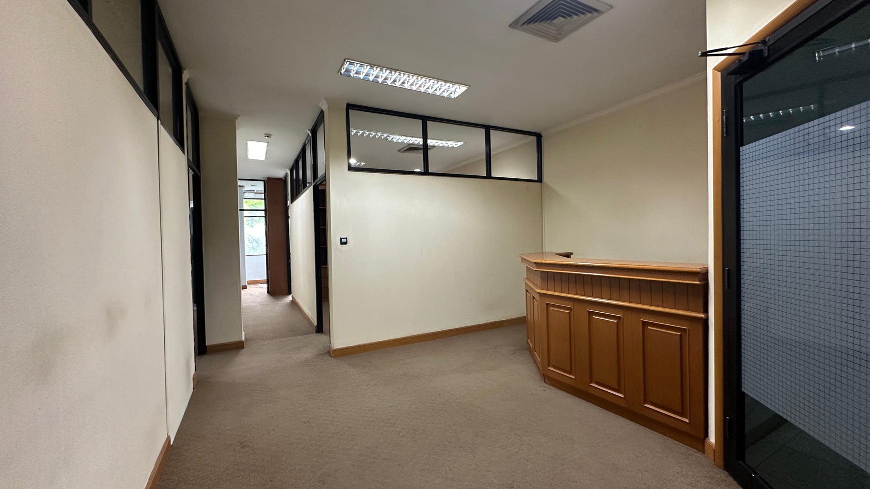 DISEWA Office Space Jl Mampang Prapatan-Jakarta Selatan