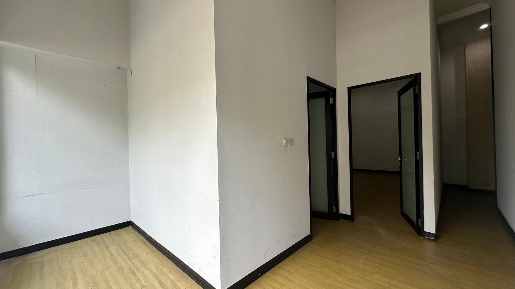 DISEWA Office Space Jl Mampang Prapatan-Jakarta Selatan