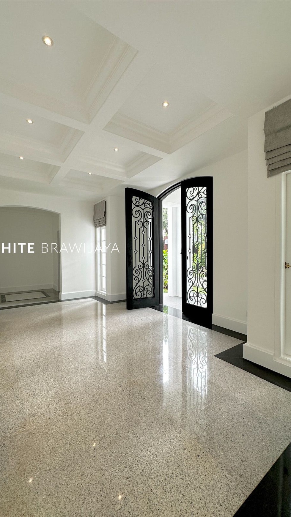 Rumah Modern Minimalis Dalam Townhouse Lingkungan Tenang Area Kemang Dalam