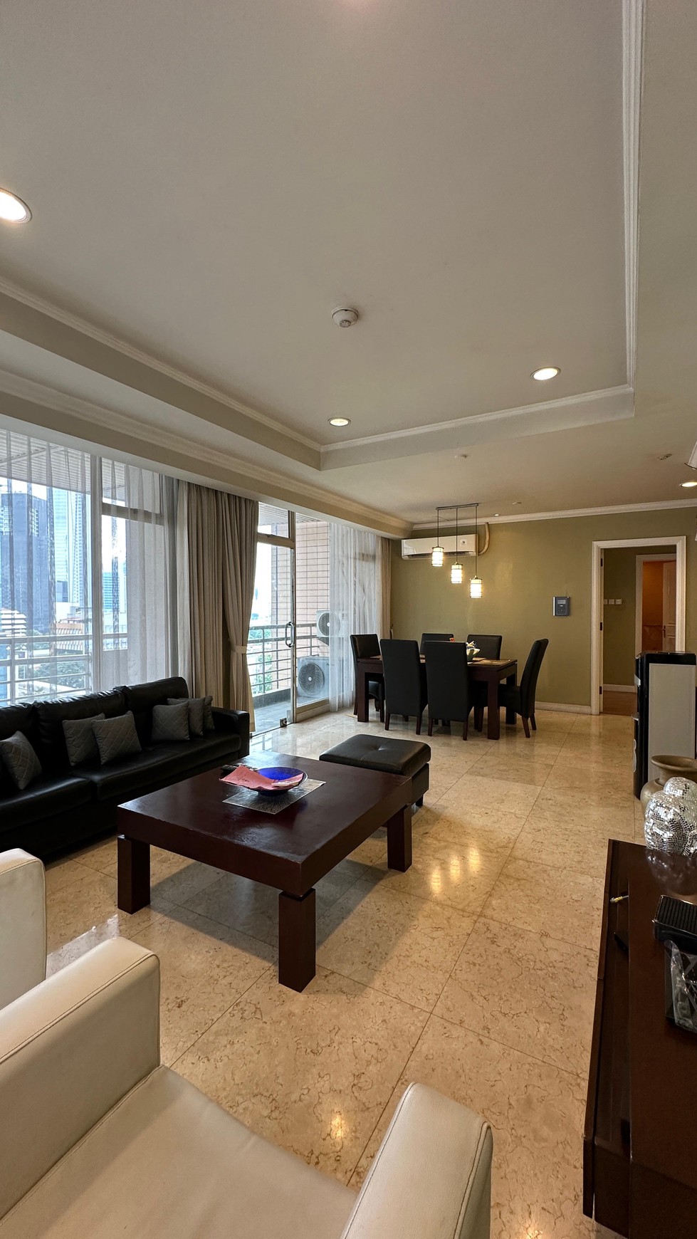 Dijual  Apartemen Istana Sahid 