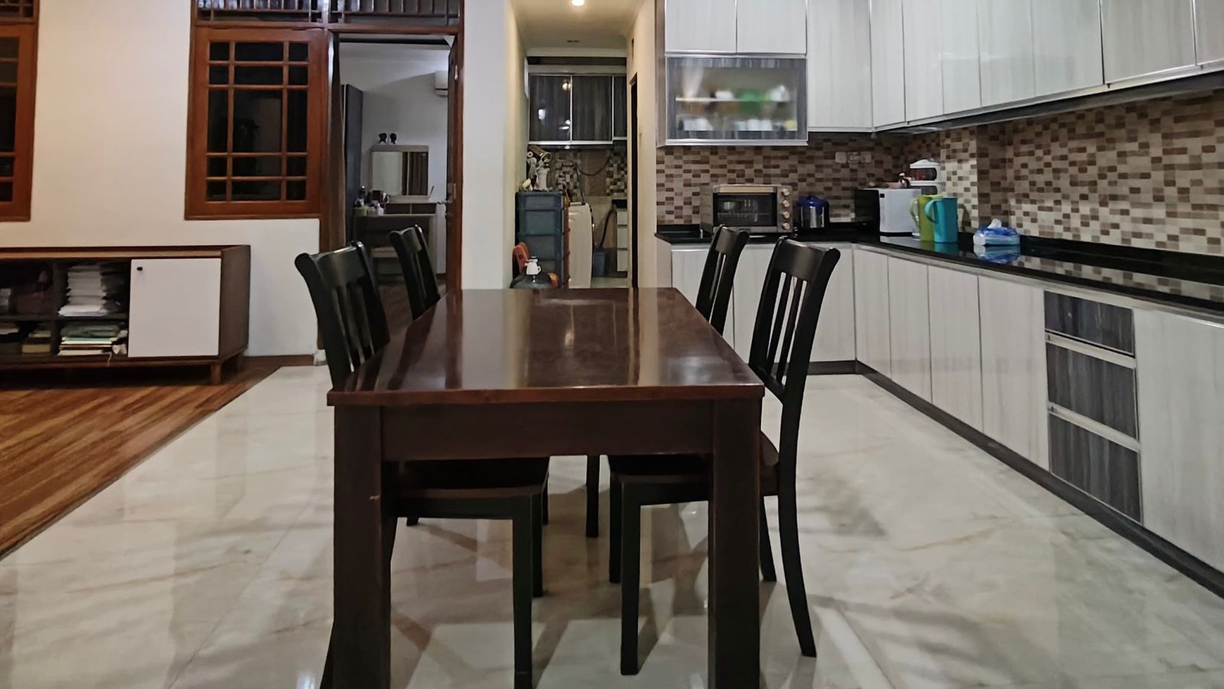 FOR SALE Rumah Desin Modern Minimalis Bendungan Hilir, Jakarta Pusat
