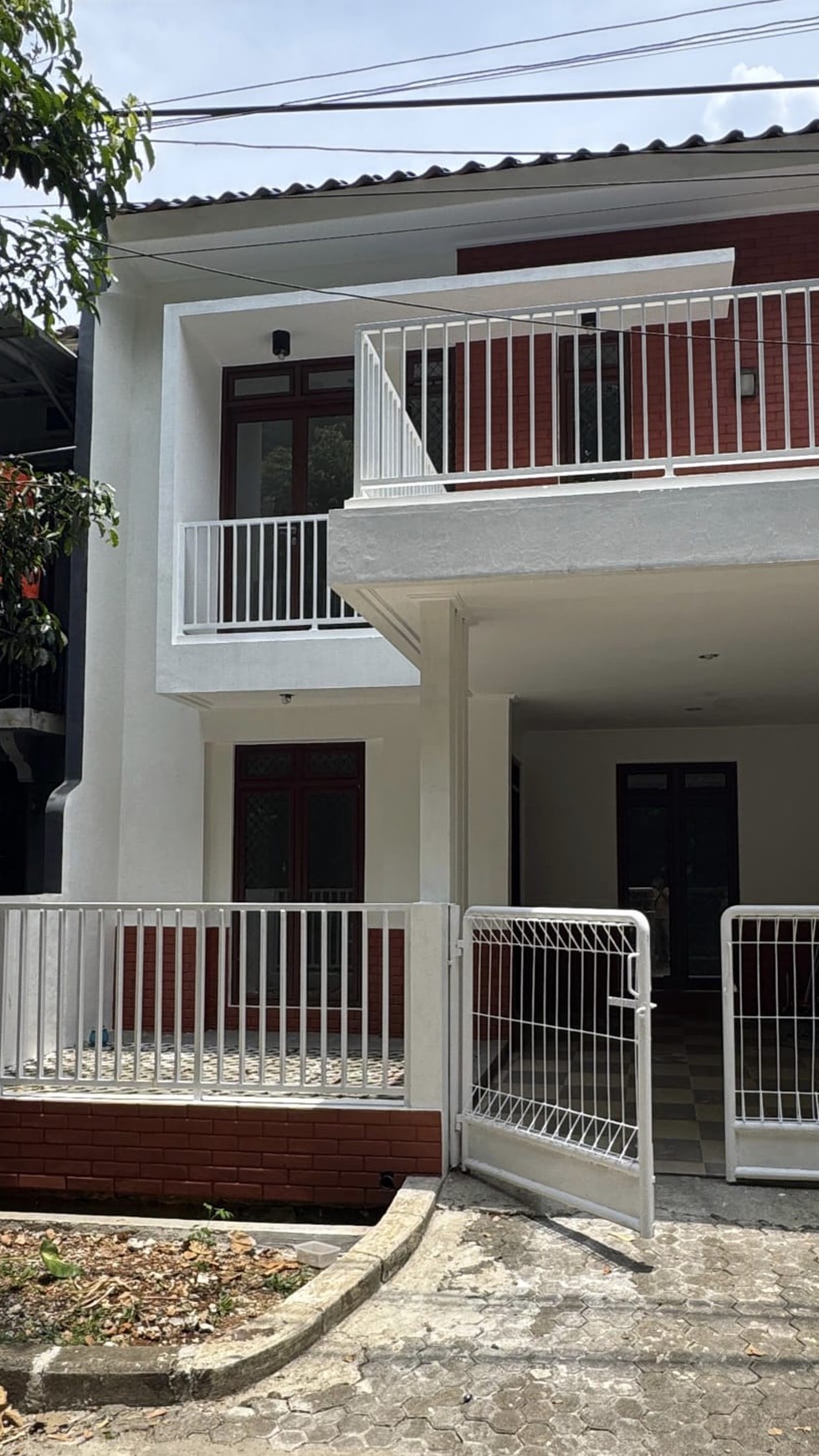 Dijual Rumah Baru 2 Lantai di Renovasi di Cinere