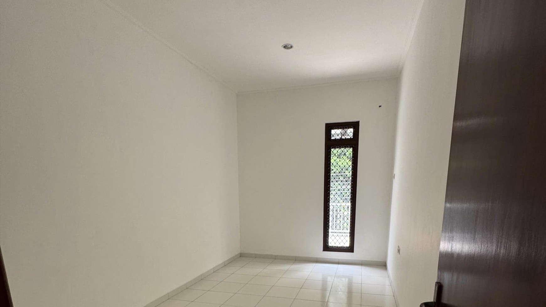 Dijual Rumah Baru 2 Lantai di Renovasi di Cinere