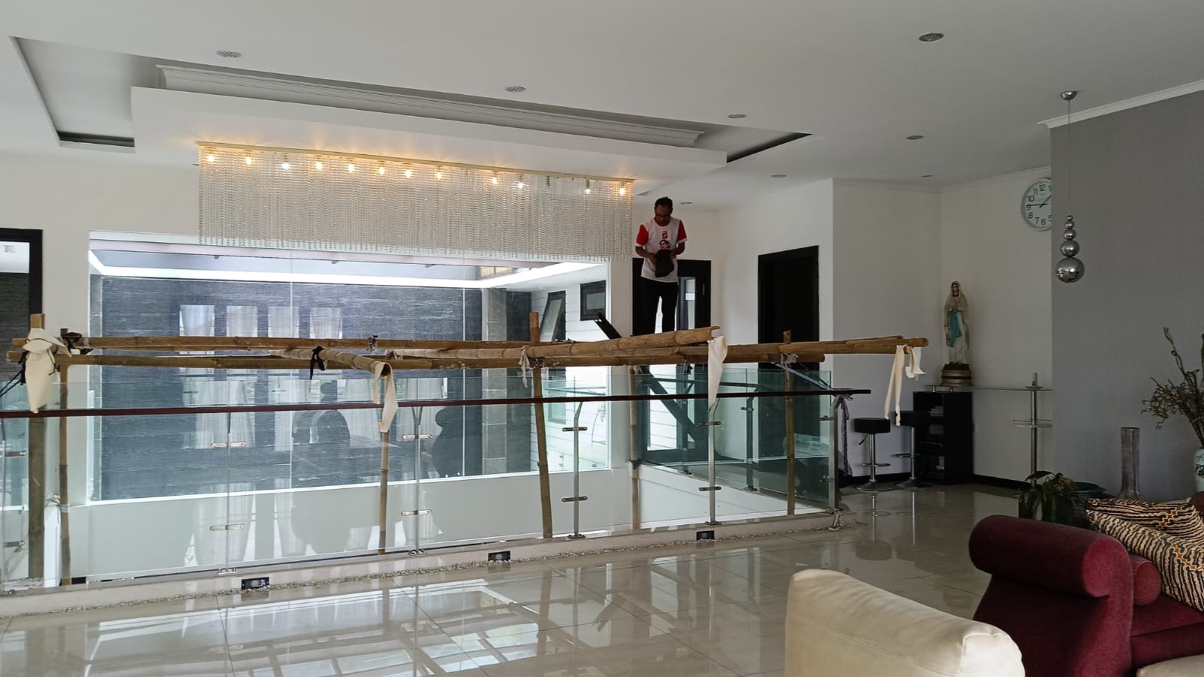 Rumah Hitung Tanah Area Cipete