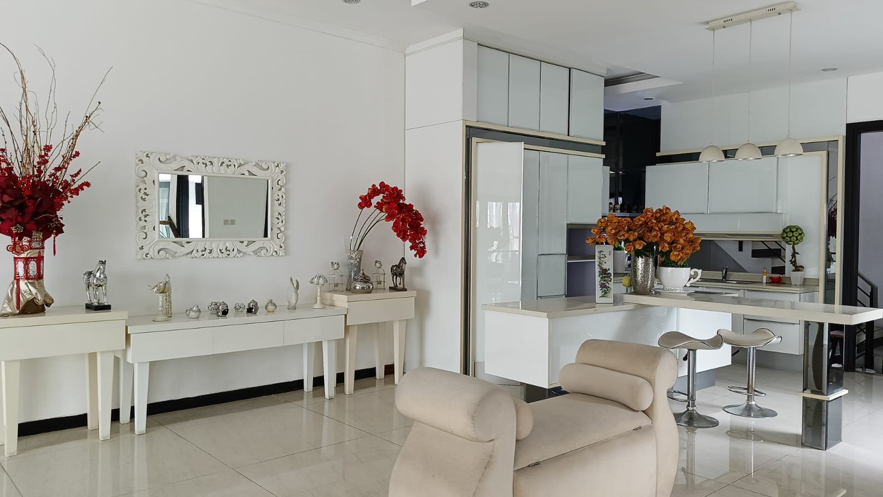 Rumah Hitung Tanah Area Cipete