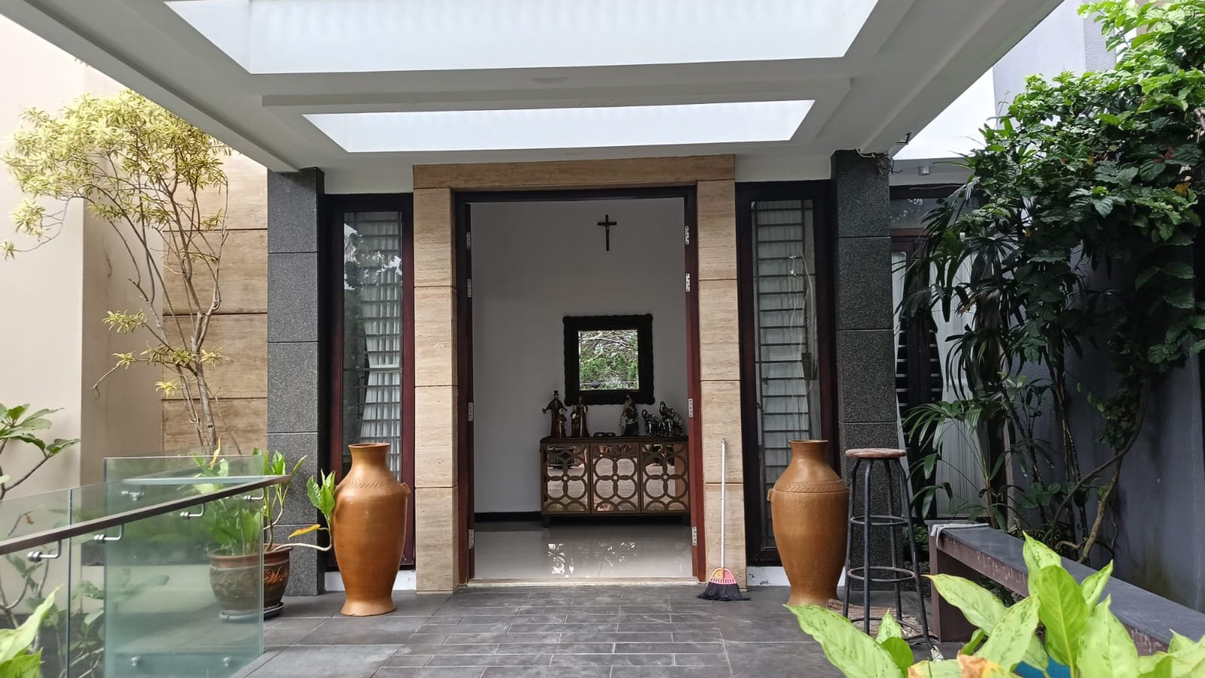 Rumah Hitung Tanah Area Cipete