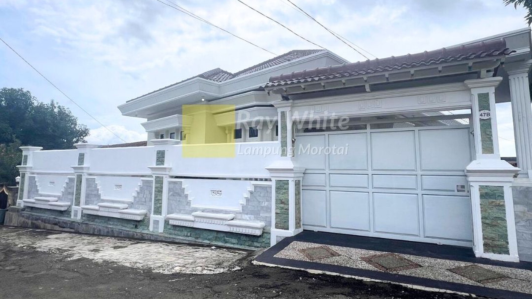 Rumah Hitung Tanah Area Cipete