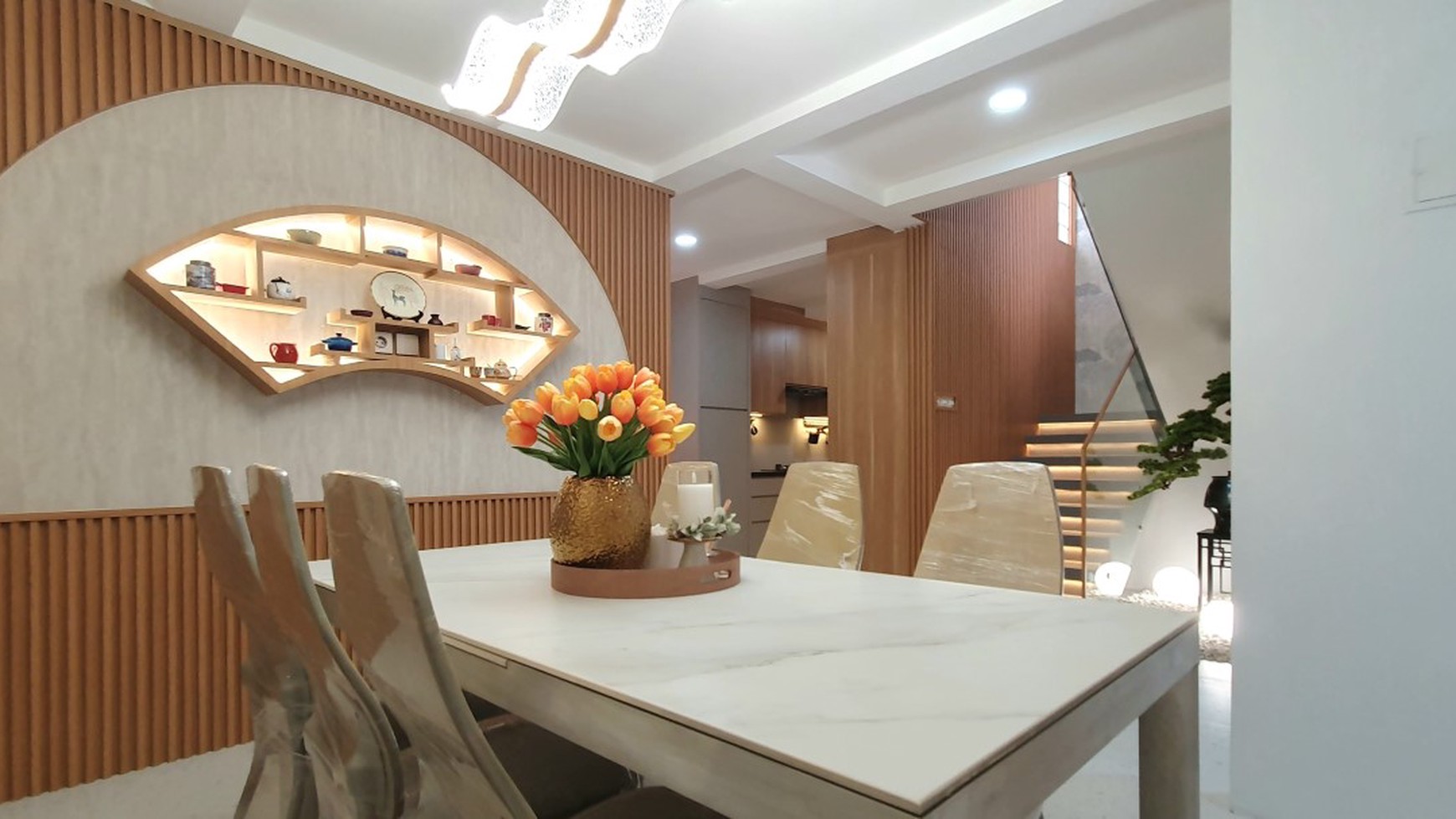 Rumah Hoek Gaya Japan di di Kelapa Molek, Kelapa Gading, Furnished modern