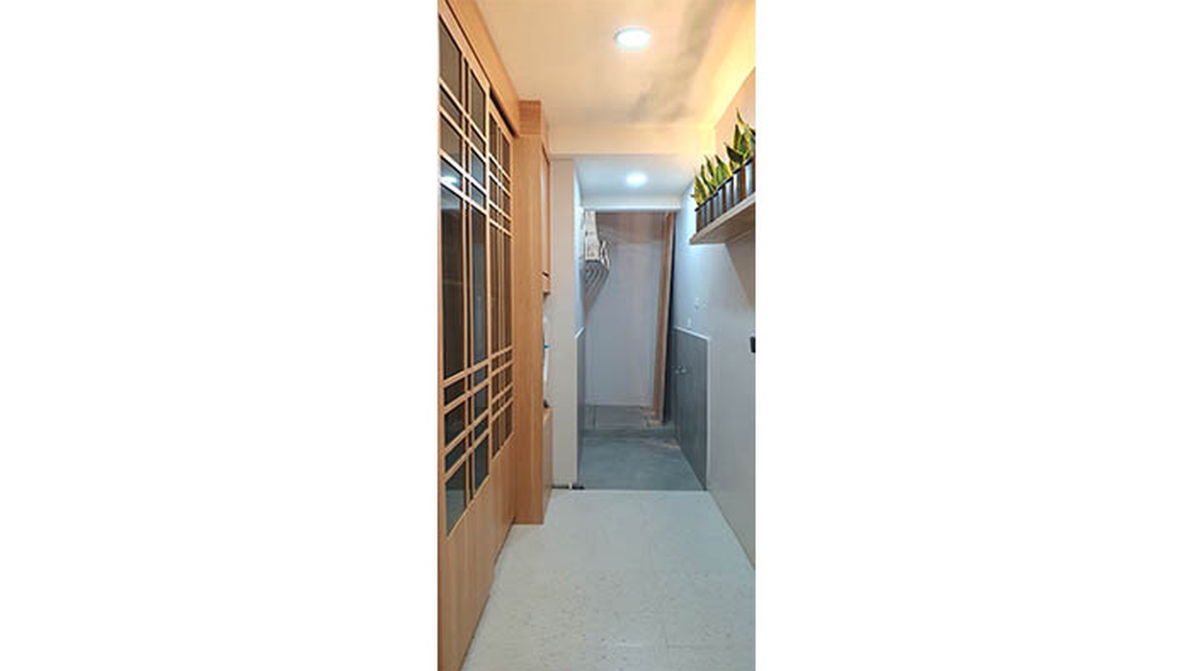 Rumah Hoek Gaya Japan di di Kelapa Molek, Kelapa Gading, Furnished modern