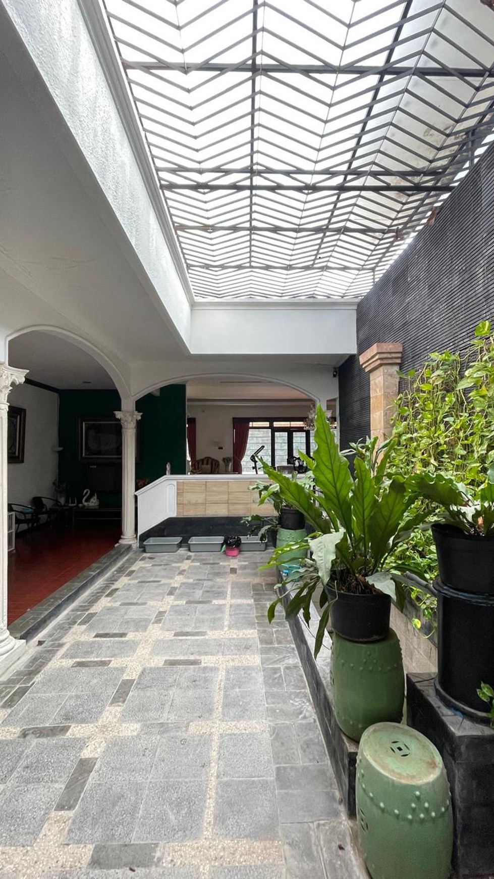 Rumah Mewah Lokasi Premium dan Siap Huni di Cilandak