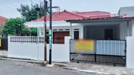 Rumah Bagus Terawat di Kembar Baru, Bandung Kota