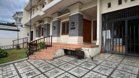 Rumah Luas di Pondok Indah Jakarta Selatan Negotiable 