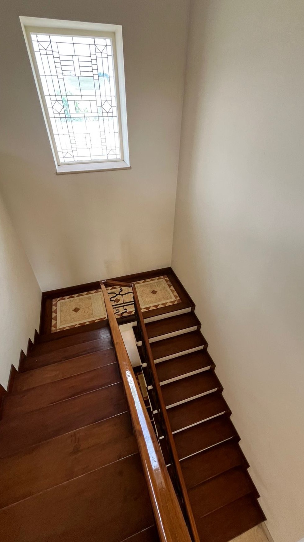 Rumah Luas di Pondok Indah Jakarta Selatan Negotiable 