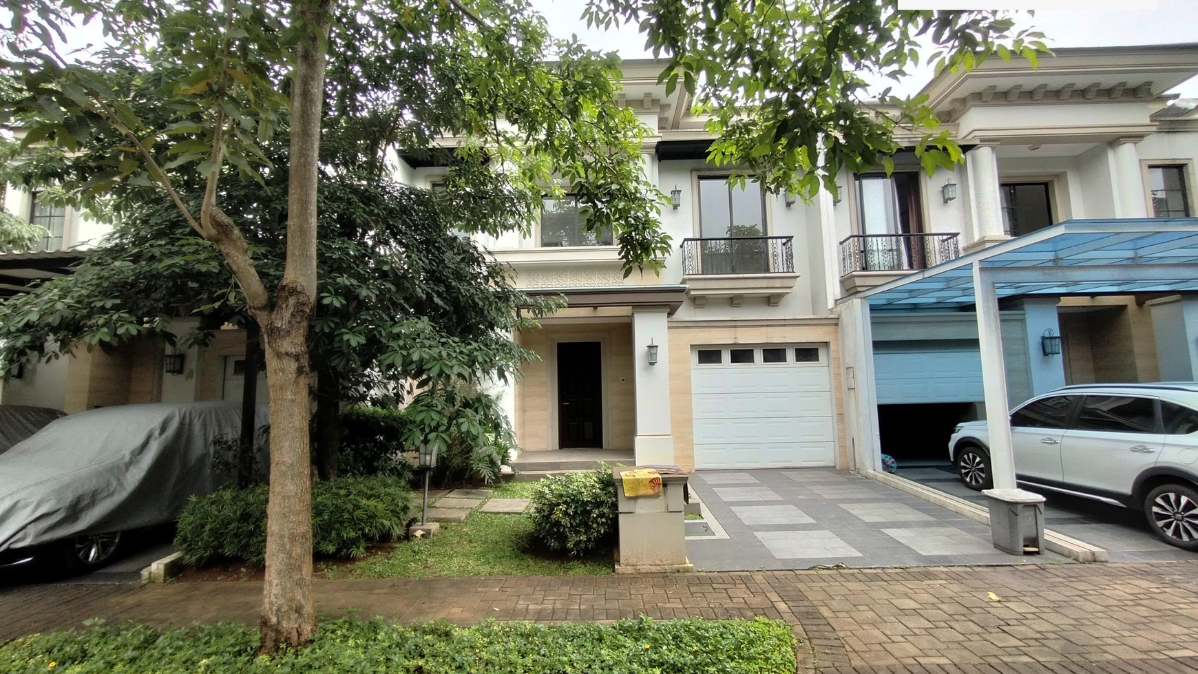 Rumah di kawasan Elite Private Cluster JADEITE BSD City