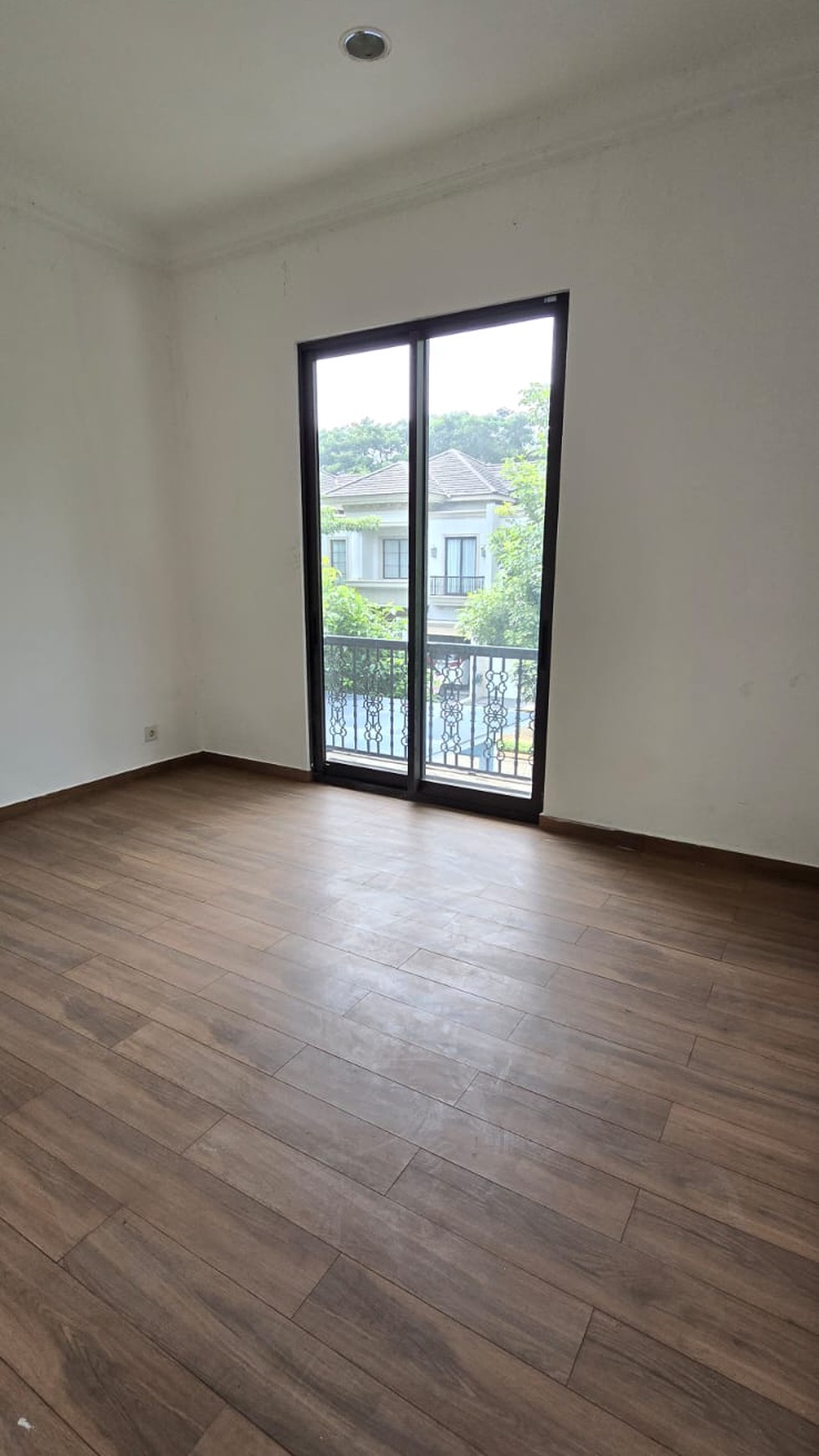 Rumah di kawasan Elite Private Cluster JADEITE BSD City