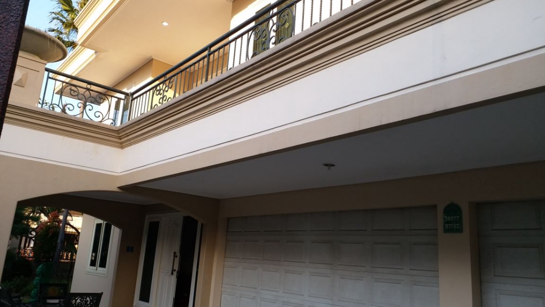Rumah mewah dijual cepat dan murah