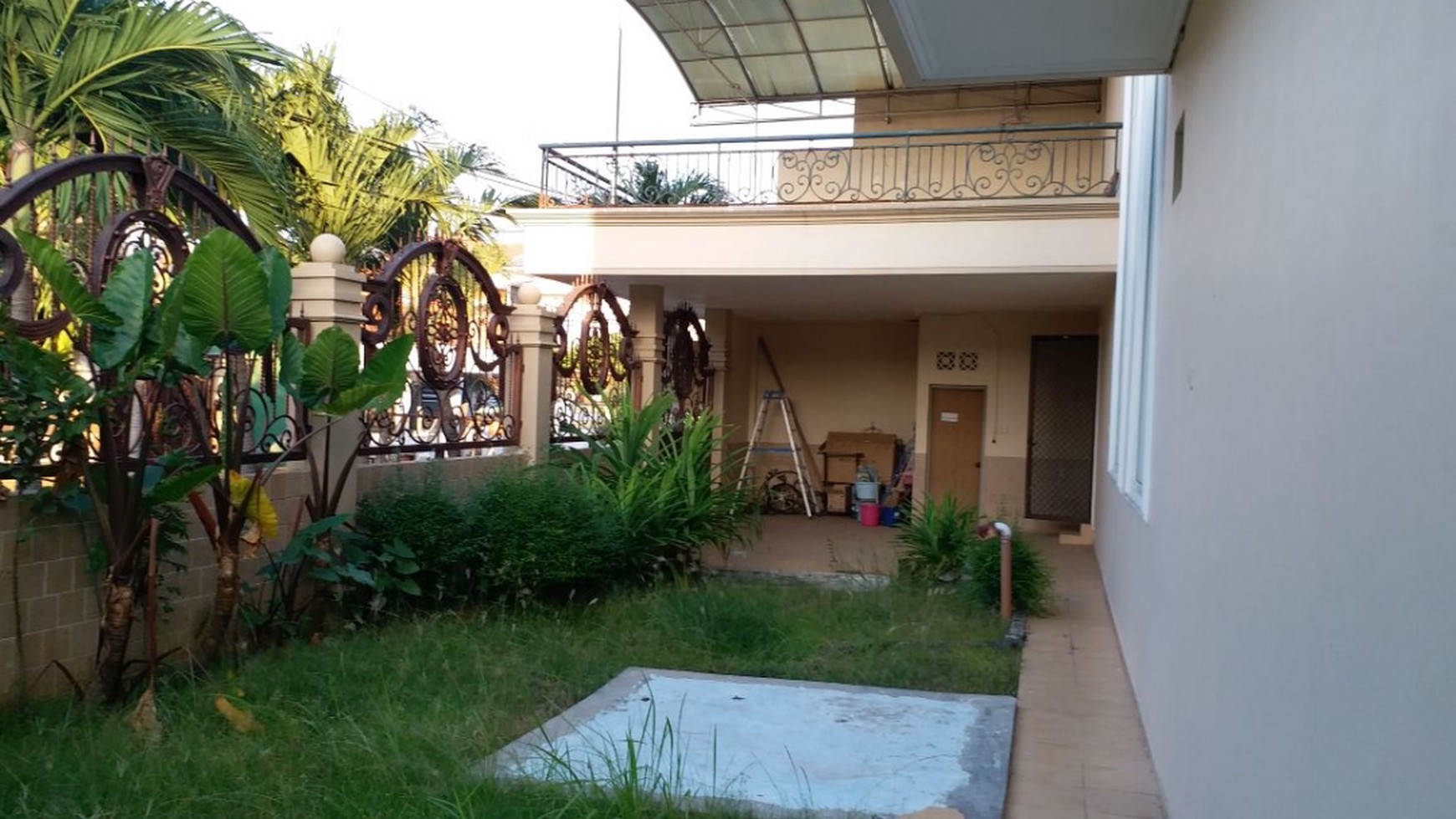 Rumah mewah dijual cepat dan murah