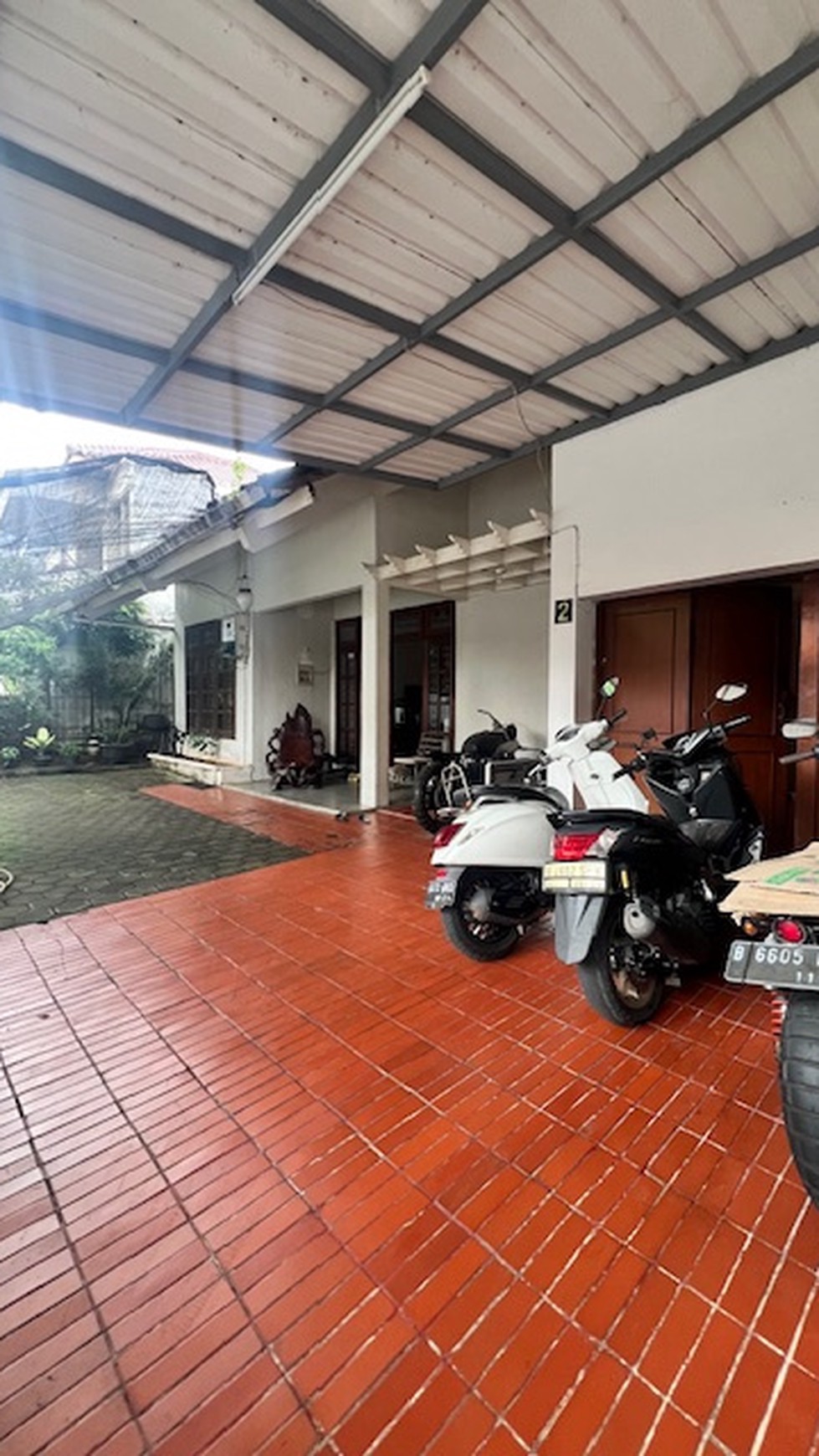 Rumah 2 Lantai Dijual di Gandaria Tengah