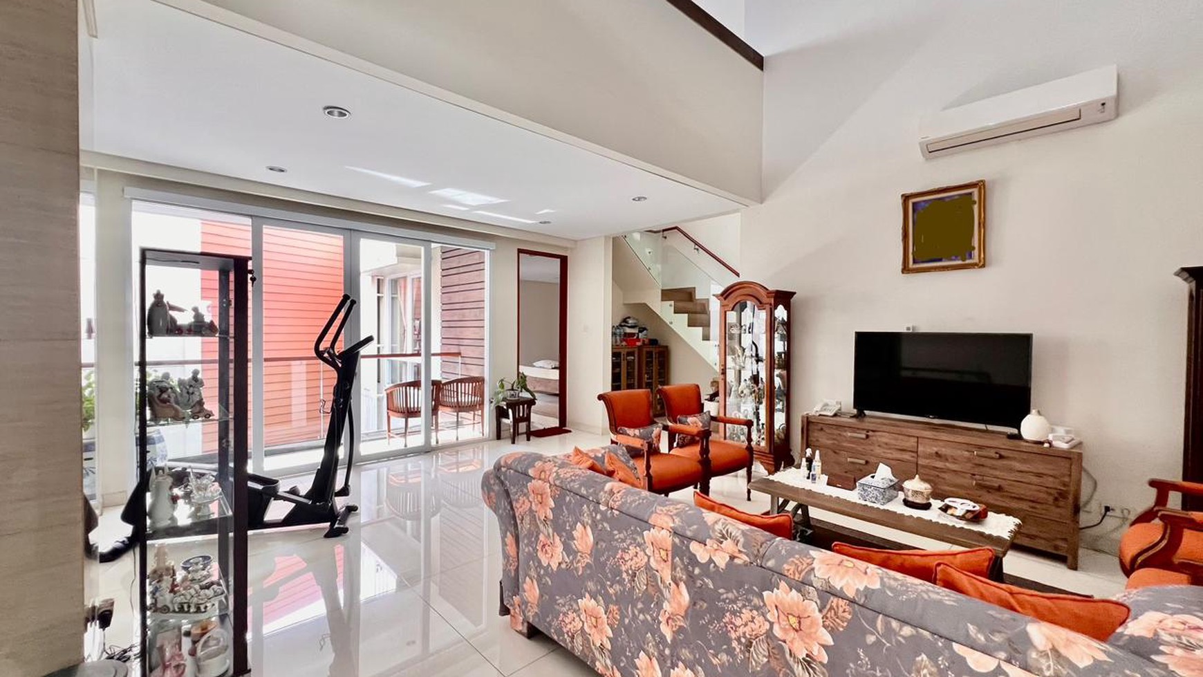 Rumah Hitung Tanah Area Cipete