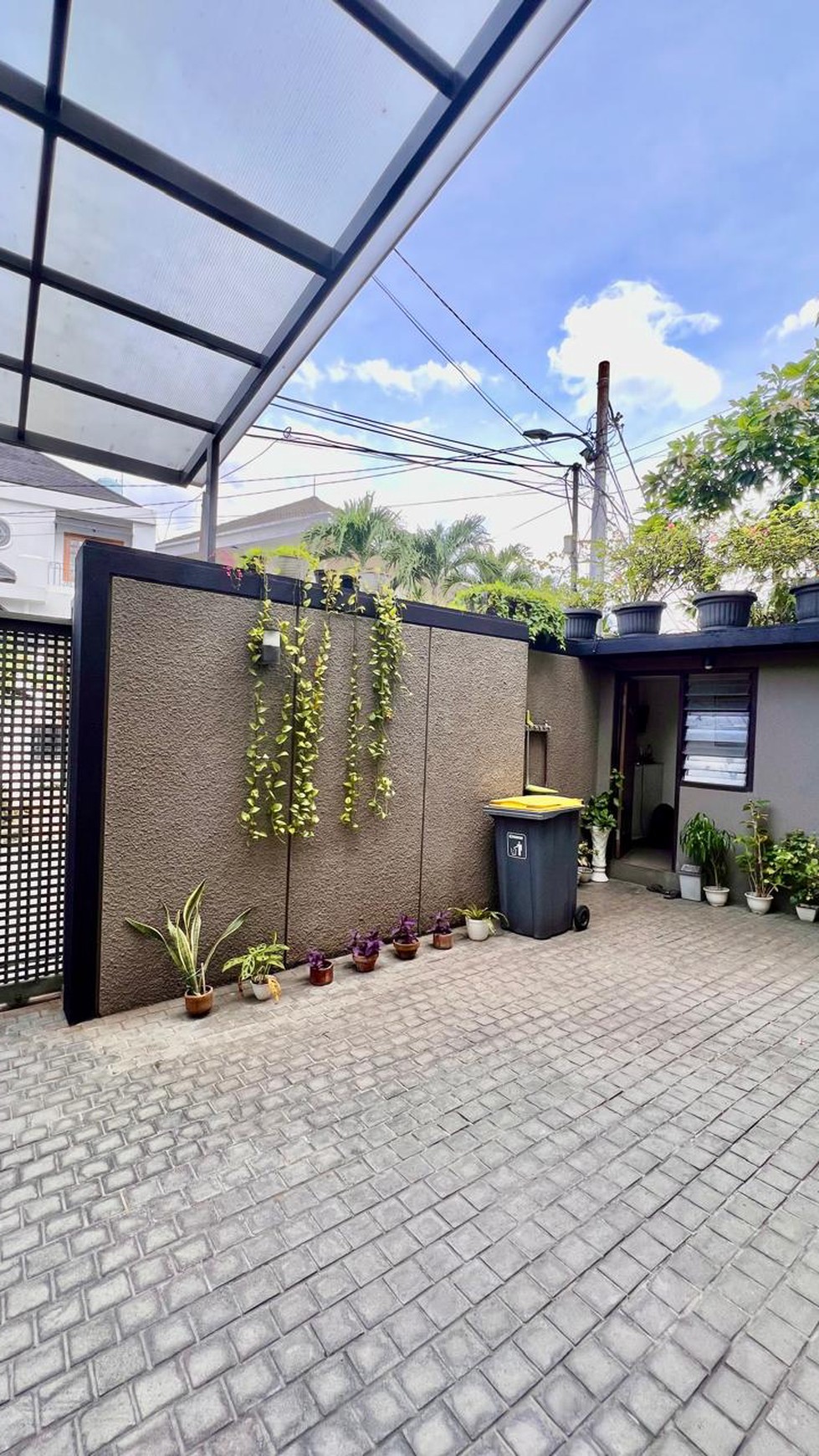 Rumah Hitung Tanah Area Cipete