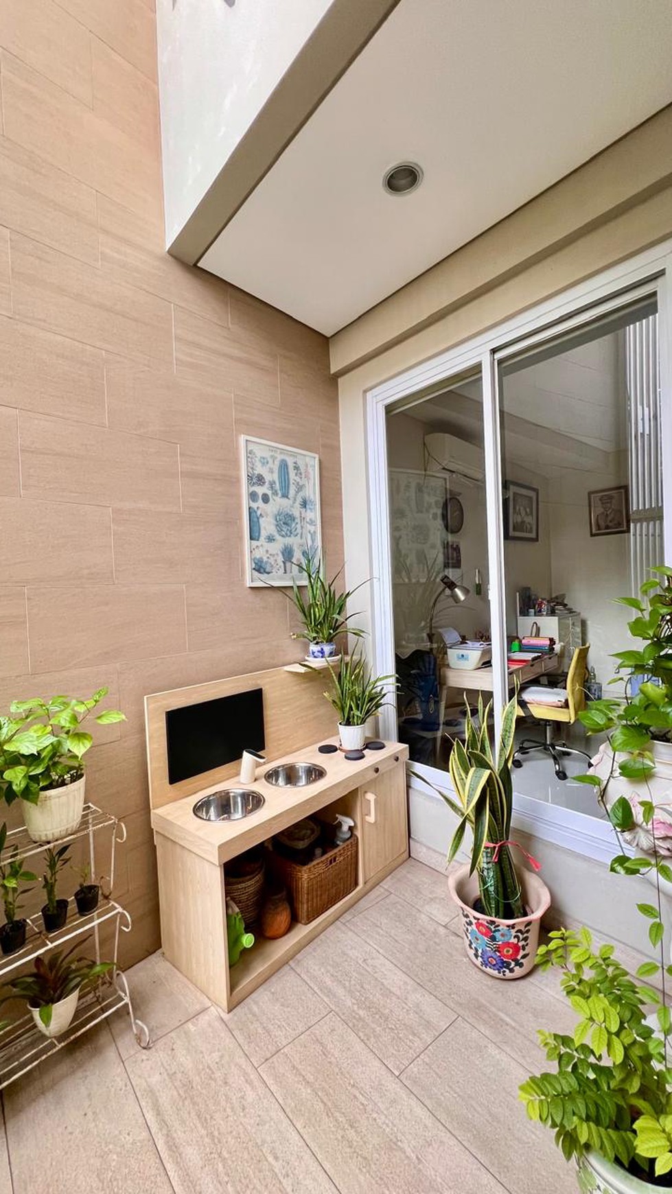 Rumah Hitung Tanah Area Cipete