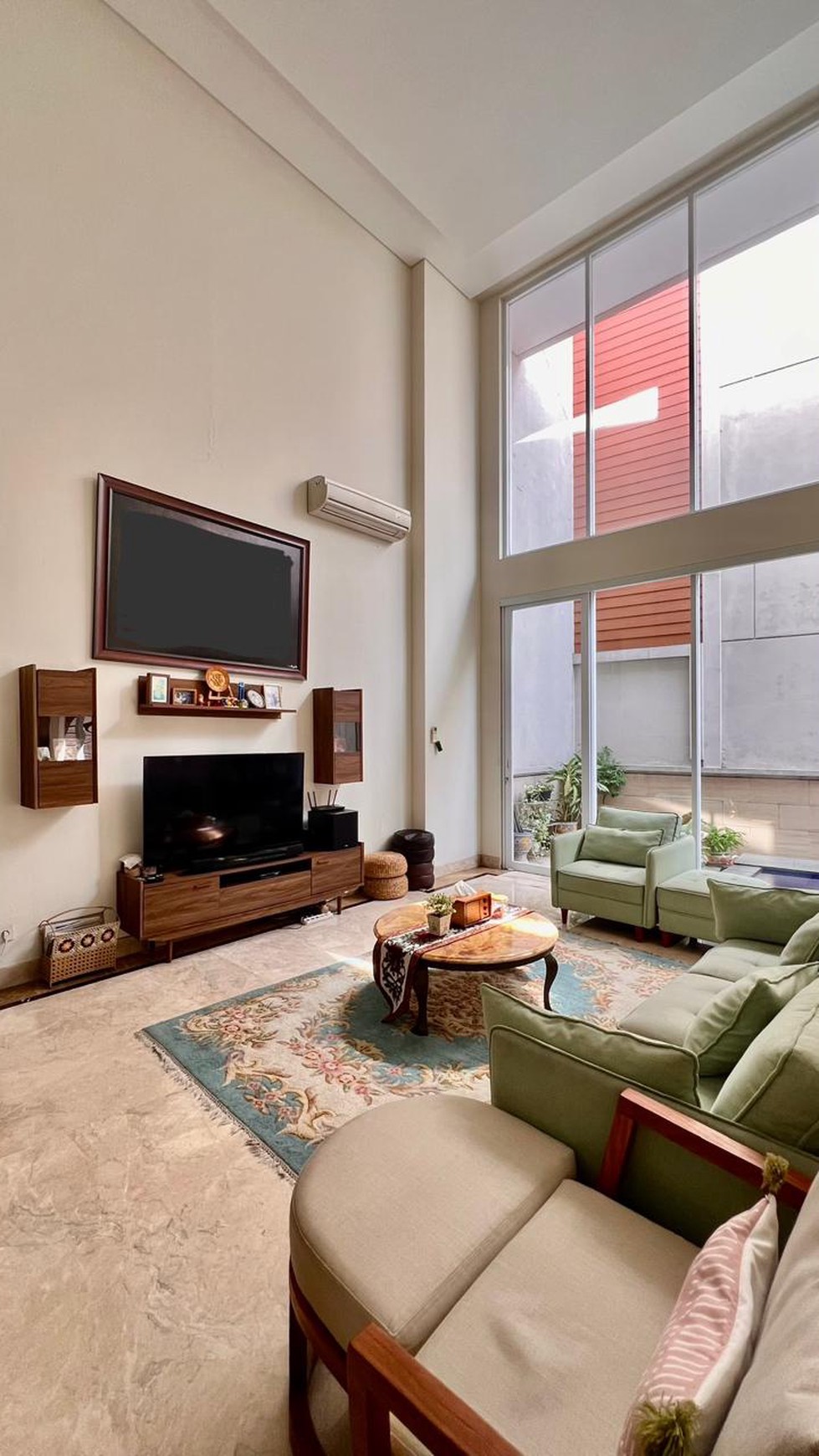 Rumah Hitung Tanah Area Cipete