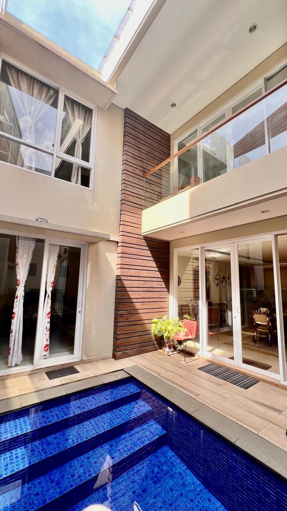 Rumah Hitung Tanah Area Cipete