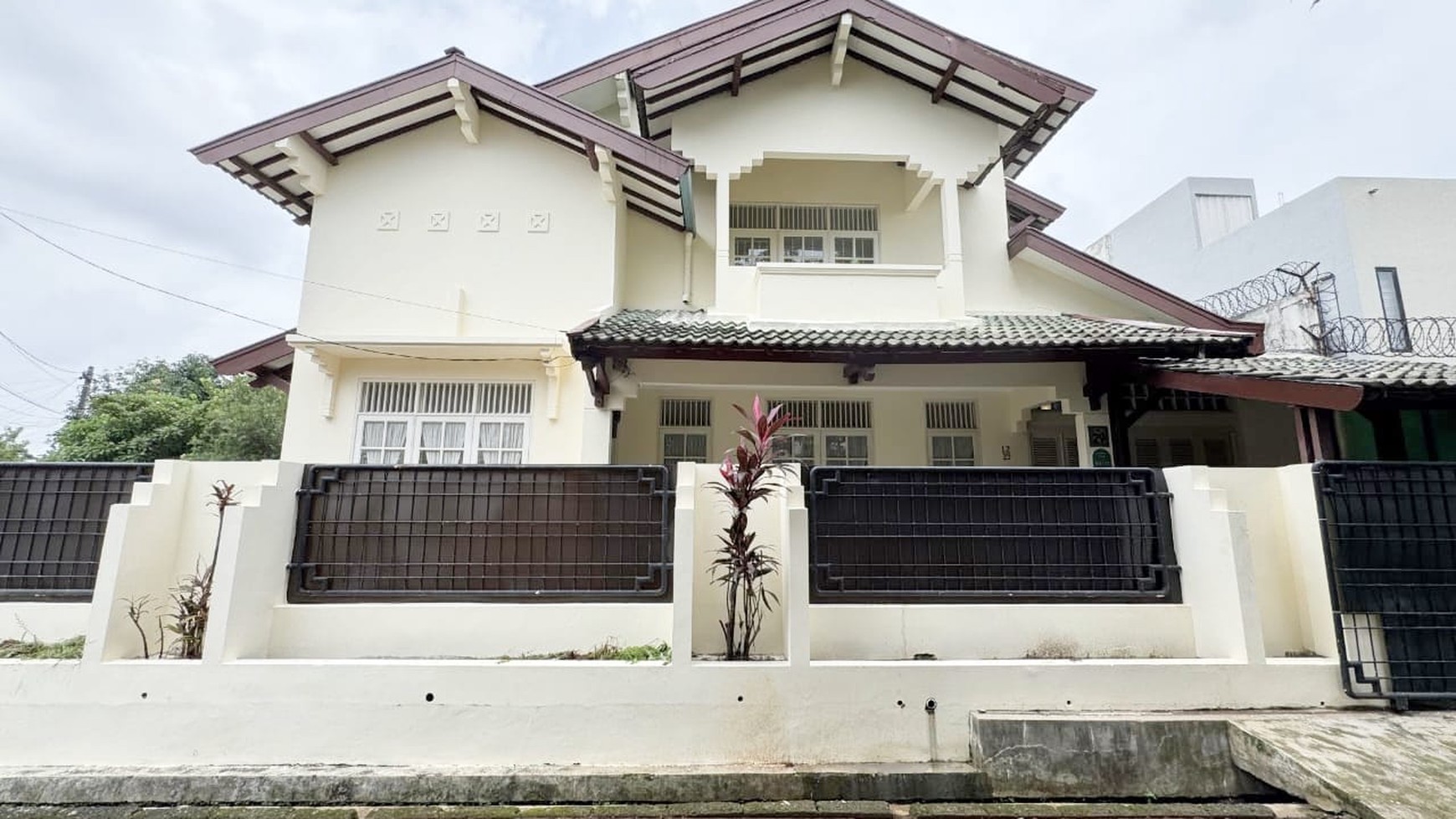 Rumah Hitung Tanah Area Cipete