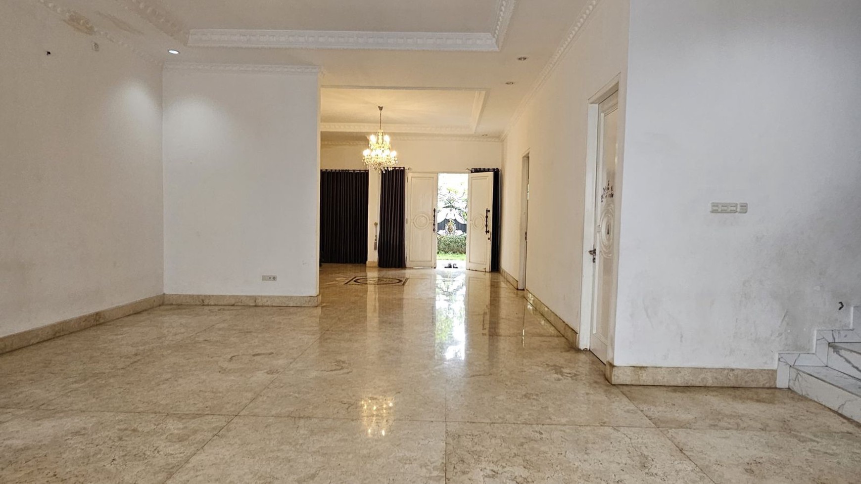 Rumah Hitung Tanah Area Cipete