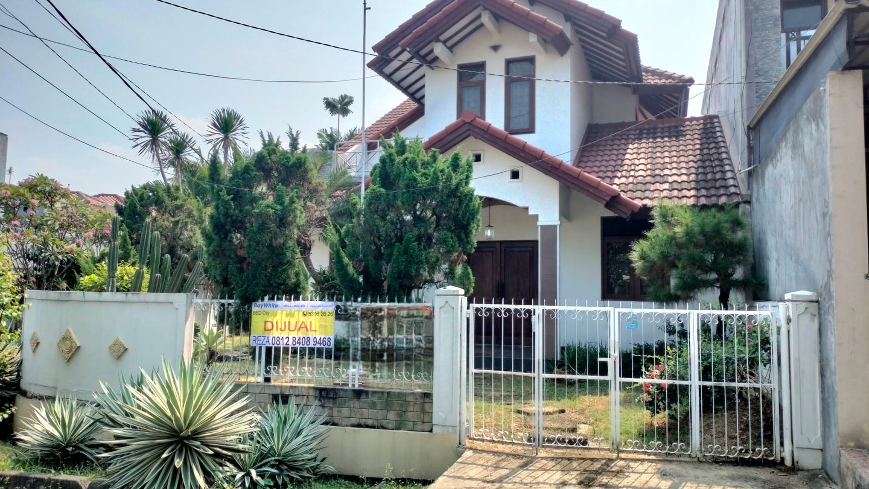 Flash Sale. Rumah hook Villa Melati Mas, Serpong