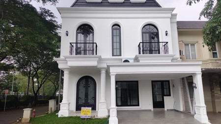 Istimewa. Rumah mewah Vanya Park Assana, BSD. 