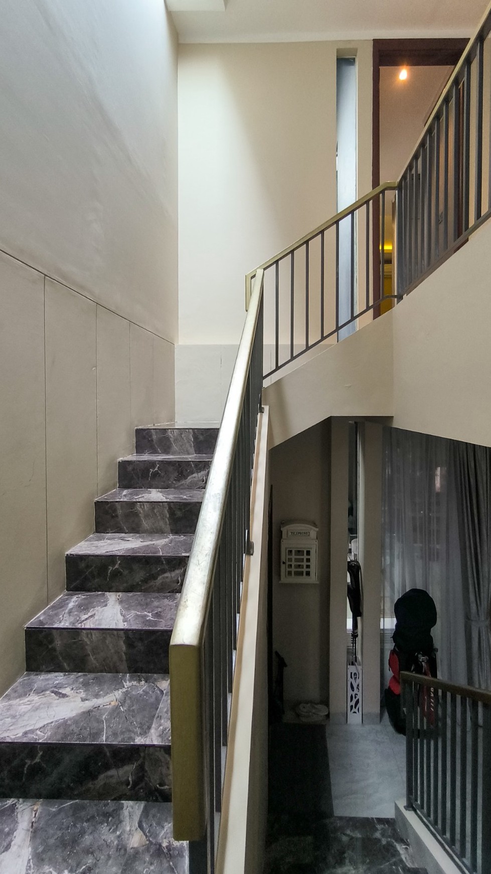 Rumah Mewah,nyaman,keamanan 24 jam di Bintaro Jaya 9