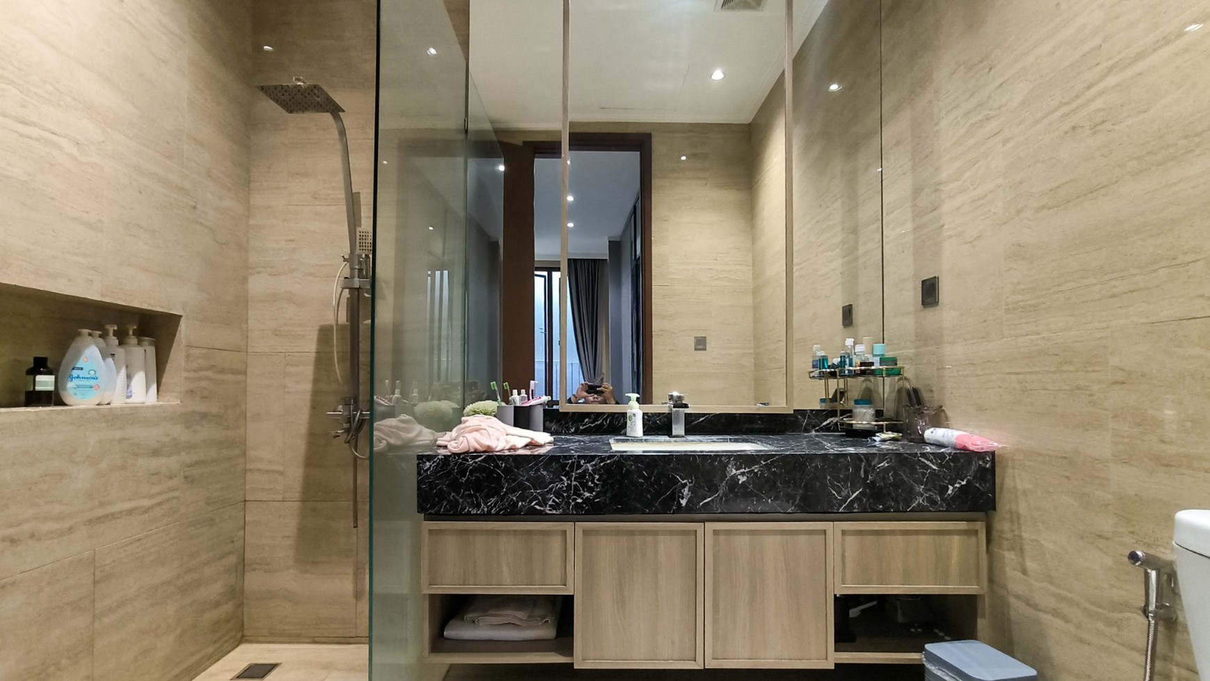 Rumah Mewah,nyaman,keamanan 24 jam di Bintaro Jaya 9