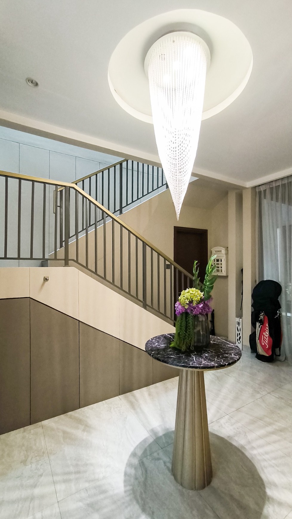 Rumah Mewah,nyaman,keamanan 24 jam di Bintaro Jaya 9