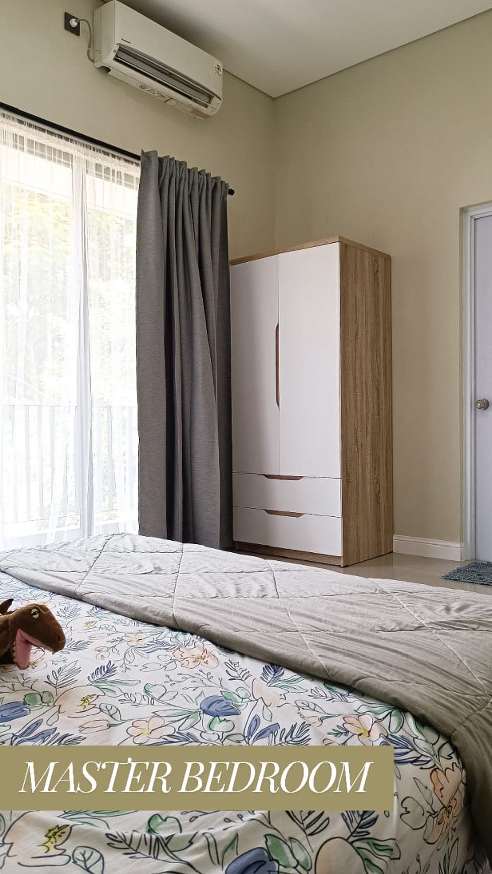 Rumah Cantik, Bagus,dalam ruangan rapih di Bintaro Jaya tangsel.