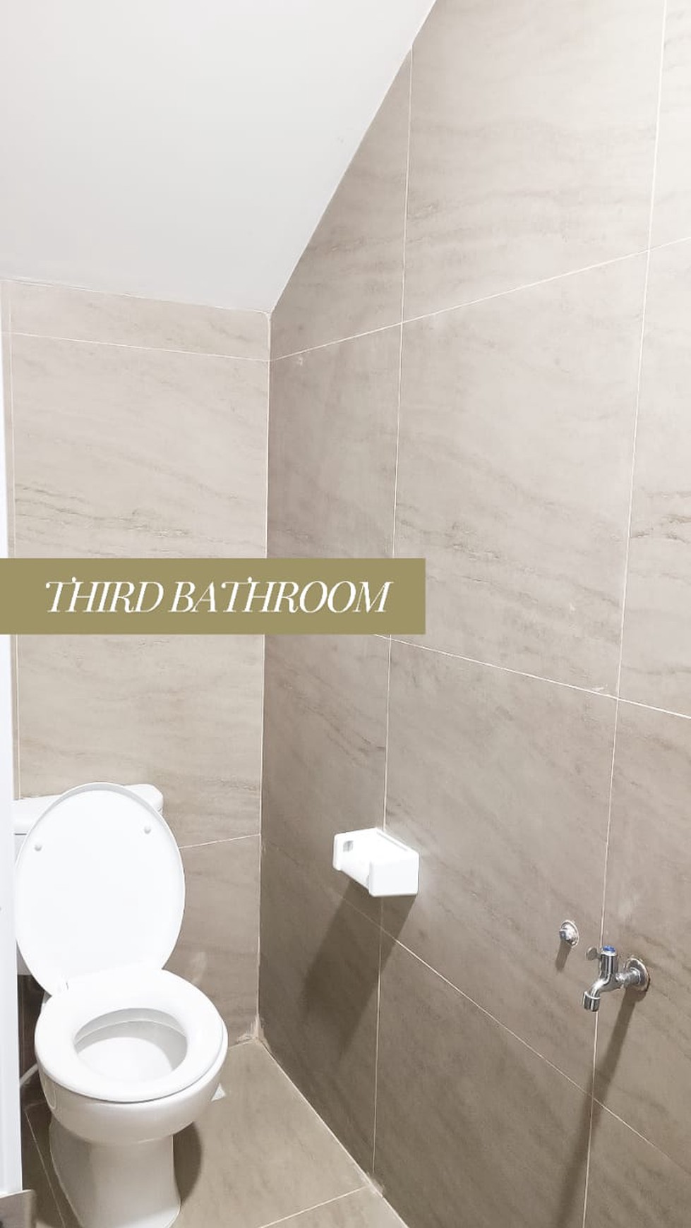 Rumah Cantik, Bagus,dalam ruangan rapih di Bintaro Jaya tangsel.