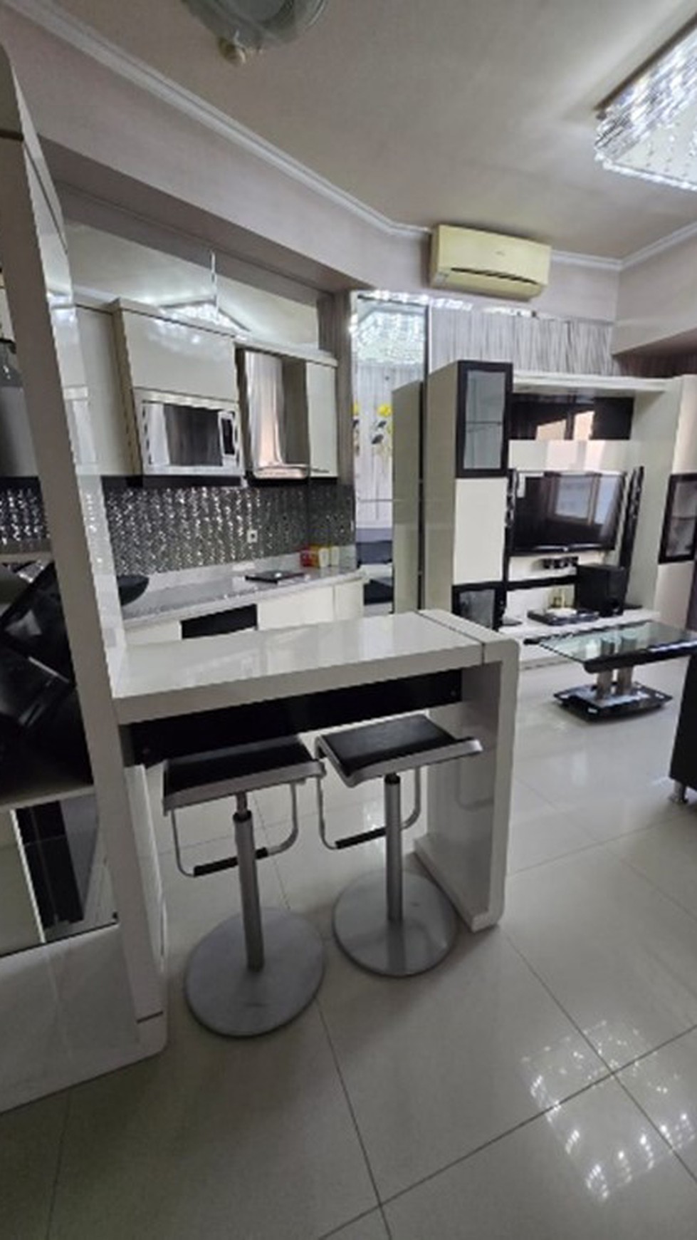 181. Disewa Apartemen Waterplace Residence semi PENTHOUSE Tower C