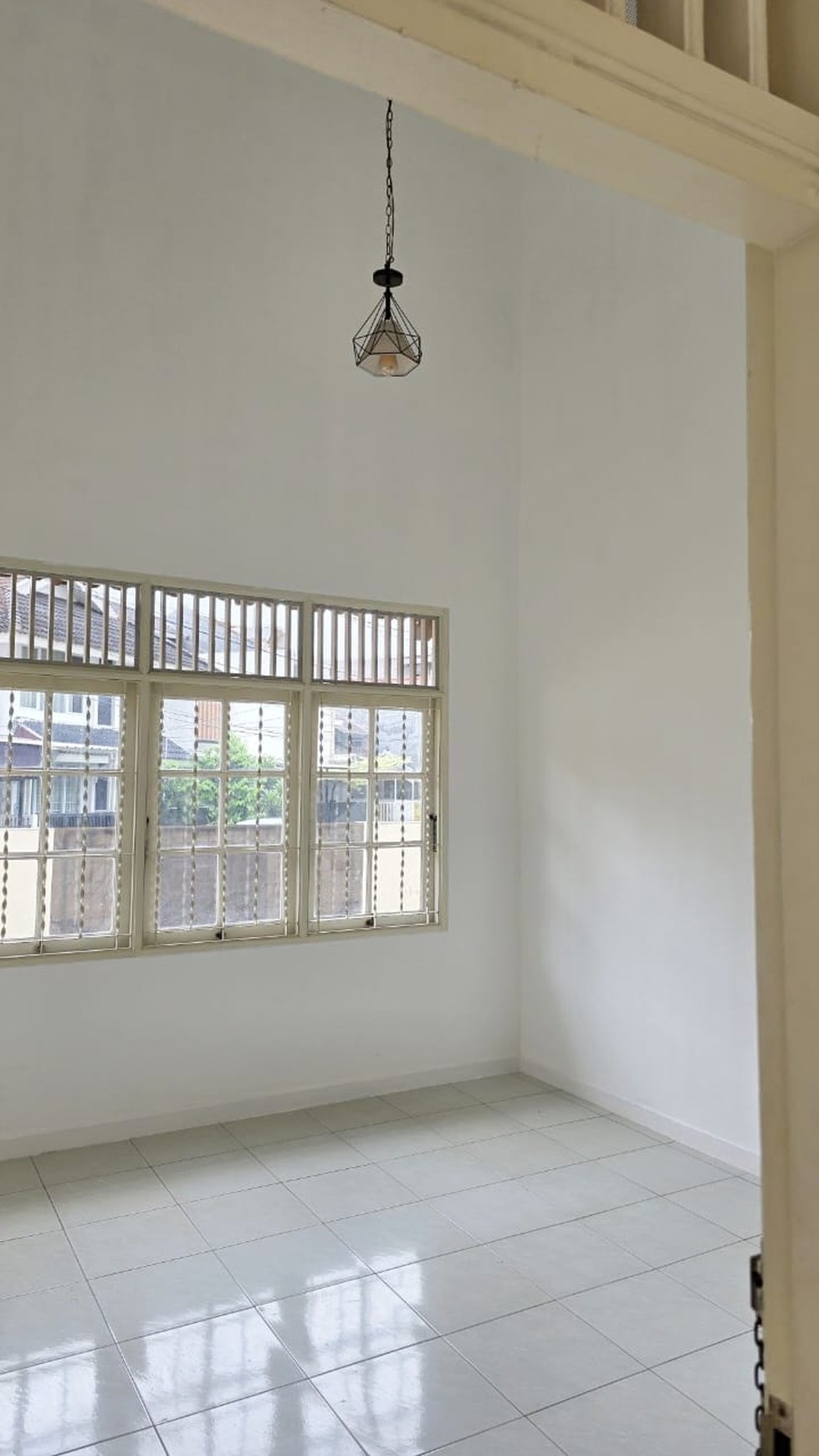 Rumah Bagus Di Kenari Bintaro Jaya Sektor 2 Jakarta Selatan