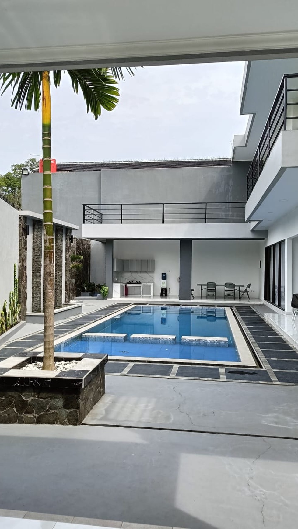 Turun Harga Rumah Mewah Plus 44 Kontrakan di Legok Tangerang