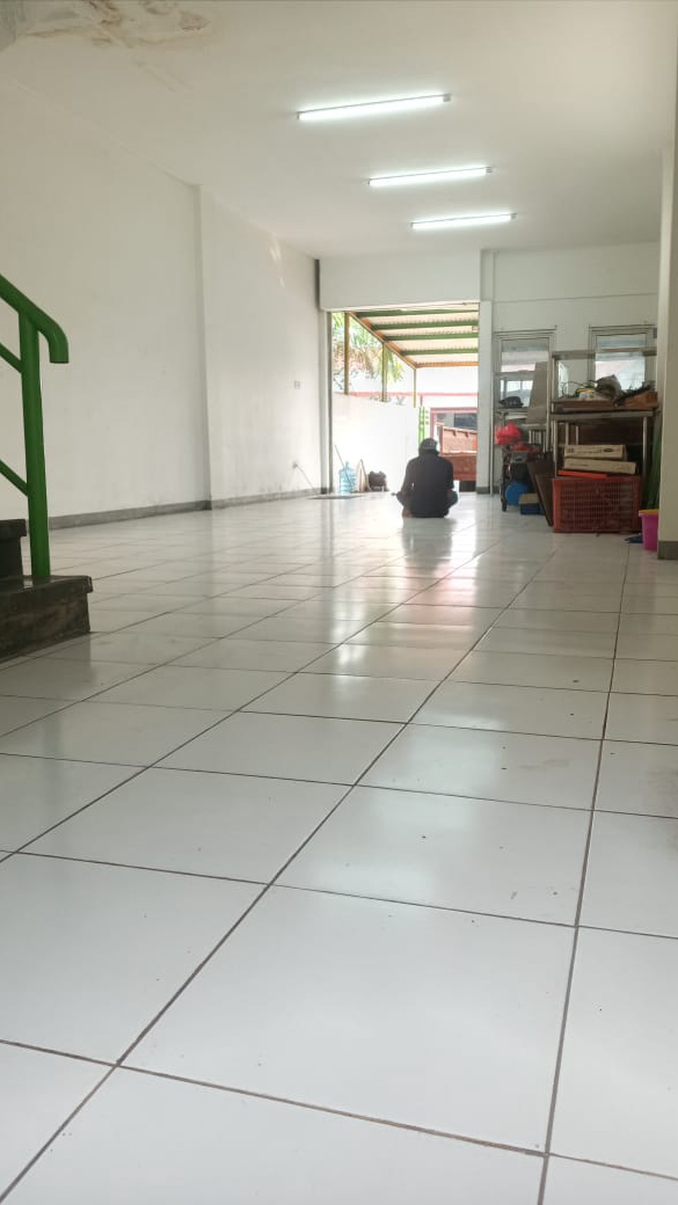 Ruko 2 Lantai Lokasi Bagus, di daerah Komersil Di Pondok Aren