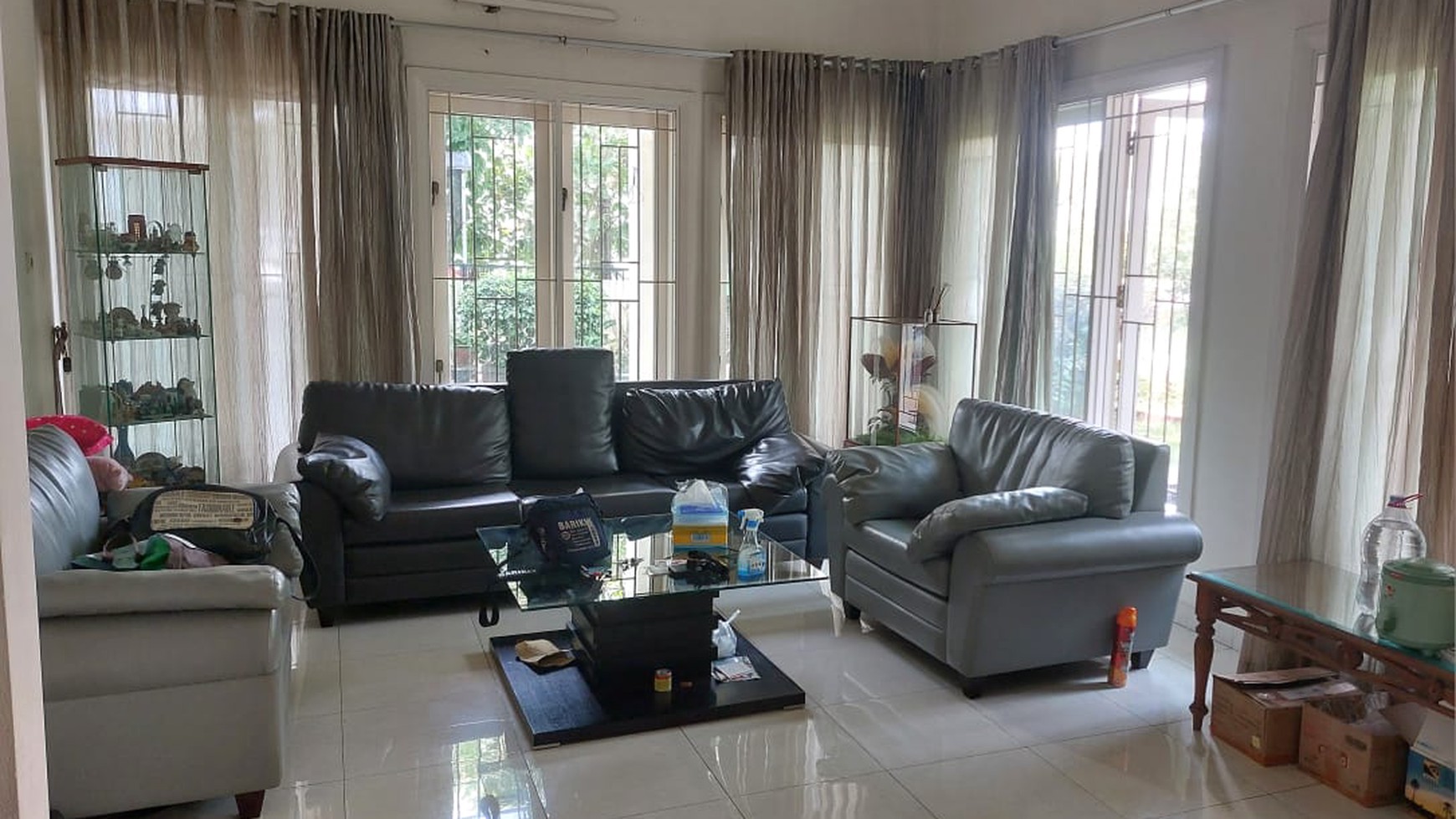Rumah Bagus 2 Lantai dijual cepat siap huni di Villa Delima, Lebak Bulus