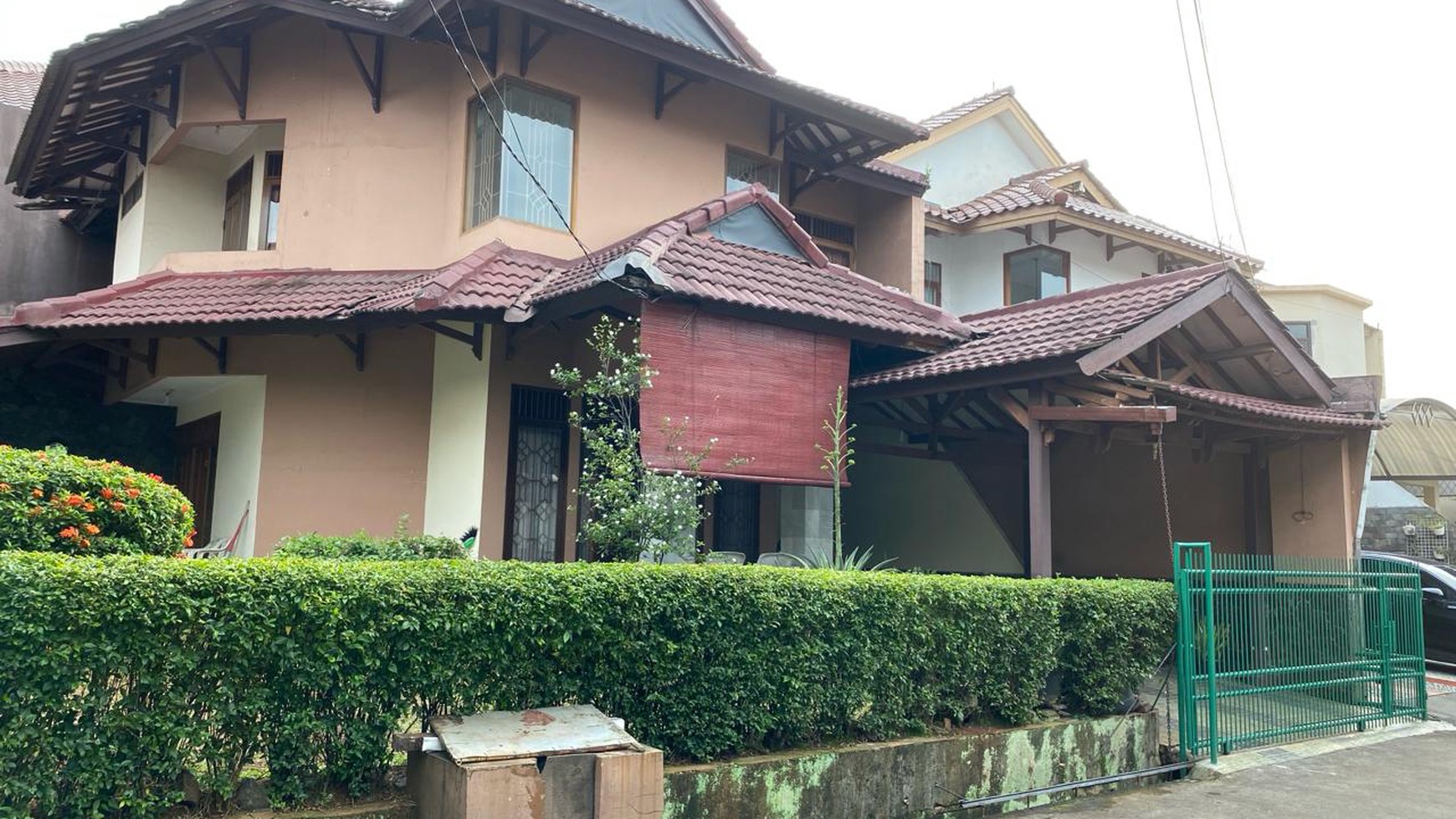 Dijual Rumah asri, nyaman, strategis, tenang, bebas banjir, siap huni di Duren Sawit