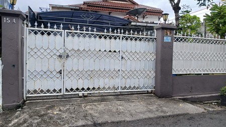 Dijual rumah di kebayoran lama