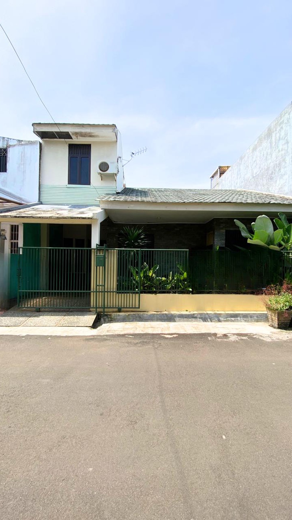 Rumah Hitung Tanah Area Cipete