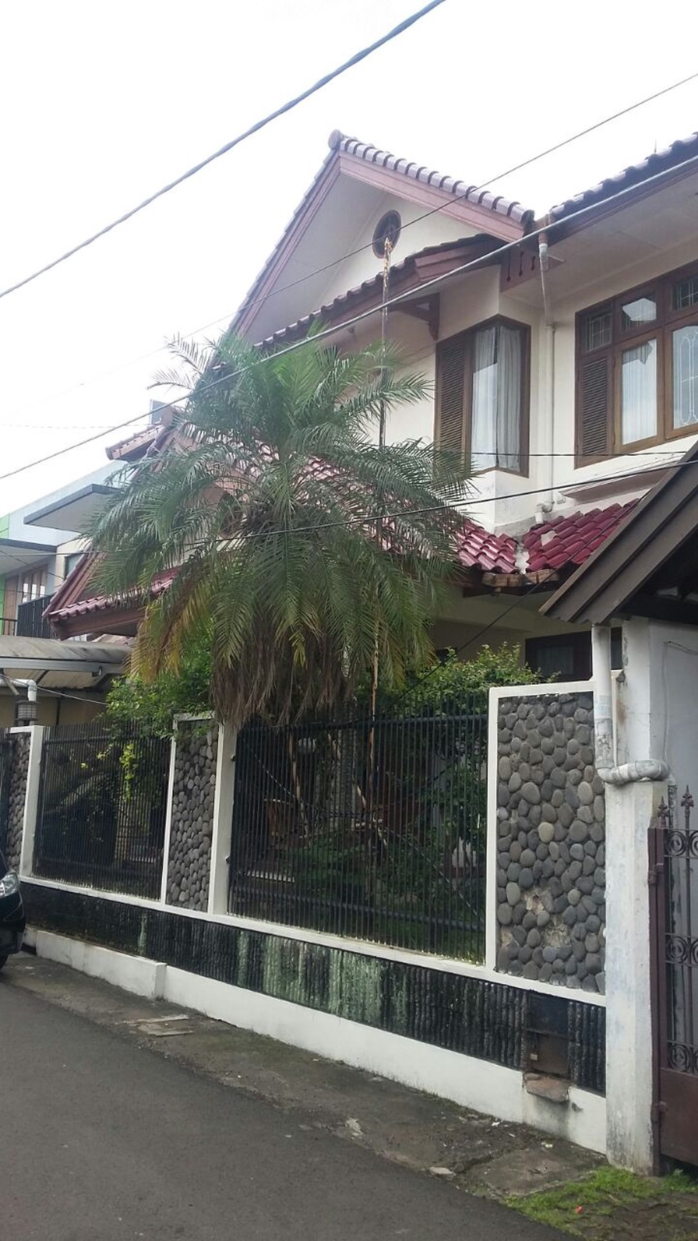 Rumah siap huni , lokasi bagus , tanah kusir , Jakarta Selatan.