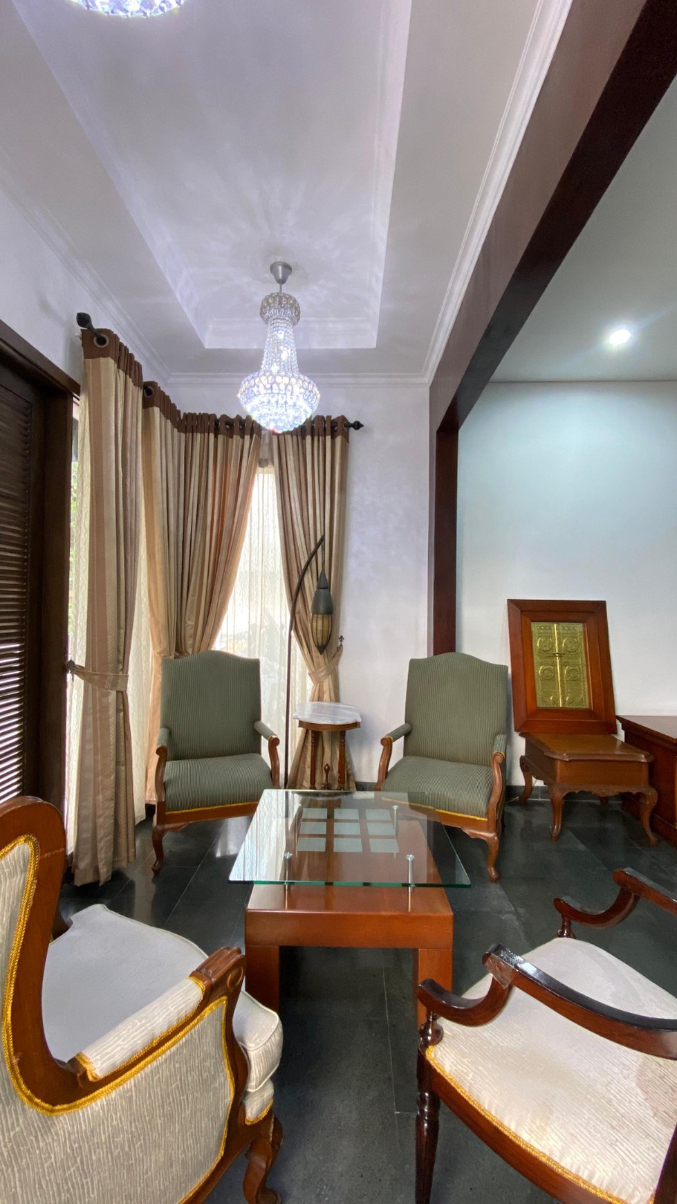 Lebak bulus villa cinere mas rumah rapih siap huni