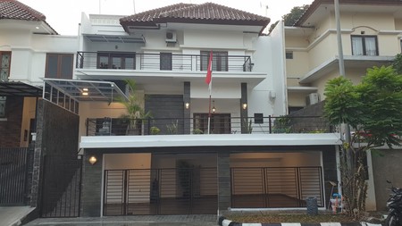 Lebak bulus villa cinere mas modern minimais siap huni
